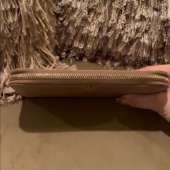 Preda Saffiano leather wallet- AUTHENTIC - Picture 7 of 8